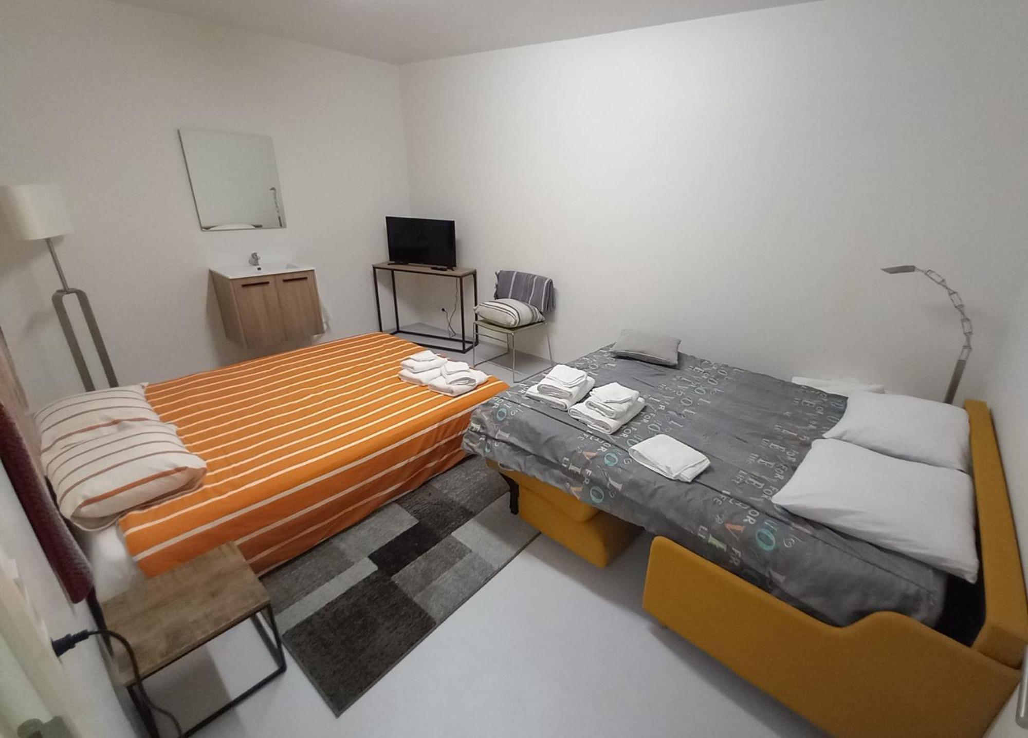 Chez Jean-Claude Chambre 4 Personnes Wavre Eksteriør billede